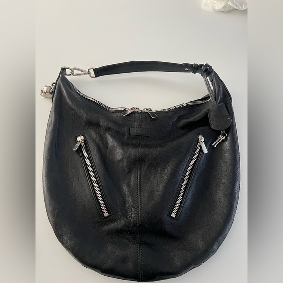 Alexander McQueen leather bag - Picture 1 of 9